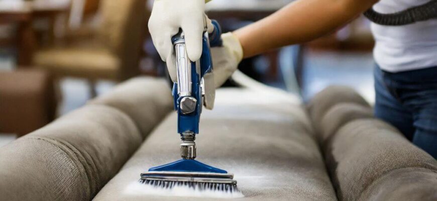 Jakie są najczęstsze zabrudzenia tapicerki meblowej?