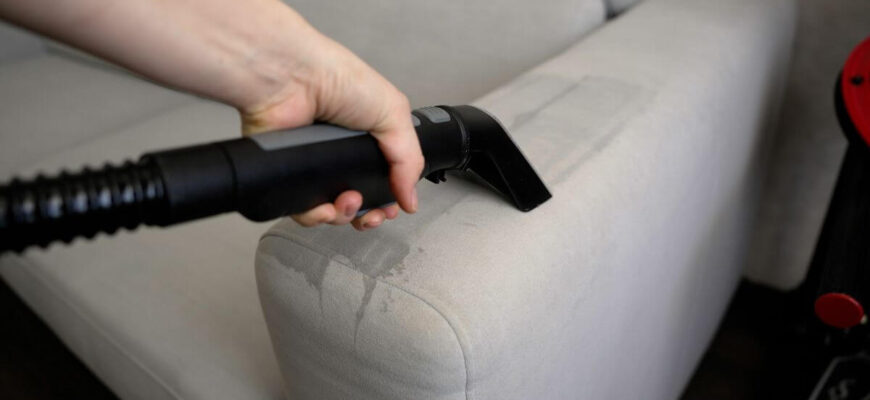 Jak przebiega proces prania tapicerki meblowej?